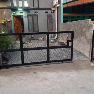 Pagar Rumah Besi Hollo Motif Expanda