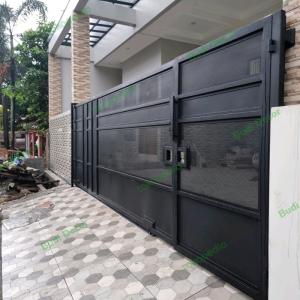 Pagar Gerbang Rumah pakai plat bolong